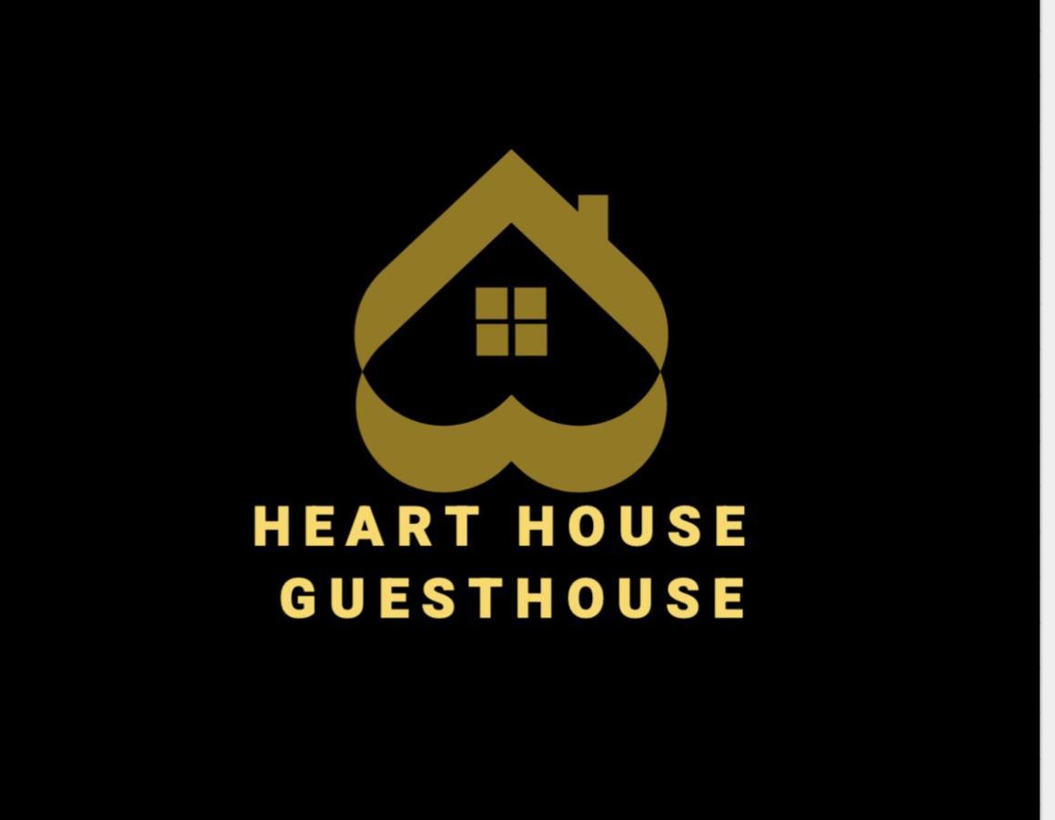 Heart House Guesthouse 雷克雅維克 外观 照片